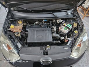 Foto 1 - Ford Fiesta Sedan Fiesta Sedan 1.6 Rocam (Flex) manual