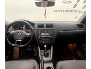 Foto 5 - Volkswagen Jetta Jetta 1.4 TSI Comfortline Tiptronic automático