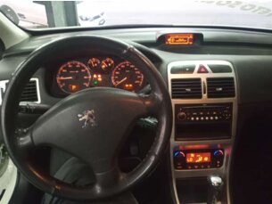 Foto 10 - Peugeot 307 307 2.0 16v Premium (Flex)(aut) automático