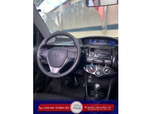 Foto 2 - Toyota Etios Hatch Etios X 1.3 (Flex) manual