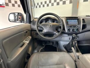 Foto 6 - Toyota Hilux Cabine Dupla Hilux SRV 4x4 3.0 (cab. dupla) manual