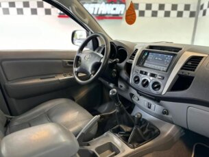Foto 7 - Toyota Hilux Cabine Dupla Hilux SRV 4x4 3.0 (cab. dupla) manual
