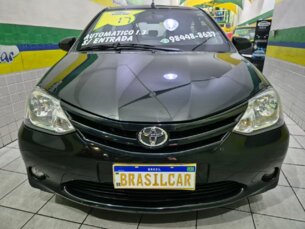 Foto 3 - Toyota Etios Hatch Etios X 1.3 (Flex) (Aut) automático