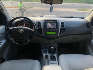 Foto 3 - Toyota Hilux Cabine Dupla Hilux SRV 4x4 3.0 (cab. dupla) automático