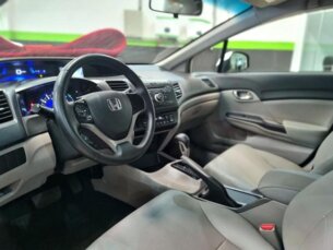 Foto 8 - Honda Civic Civic LXS 1.8 i-VTEC (Flex) automático