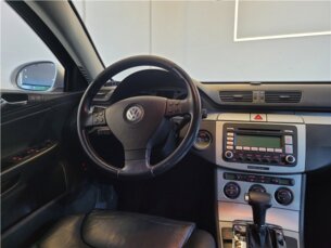 Foto 7 - Volkswagen Passat Passat Comfortline 2.0 FSI Turbo automático