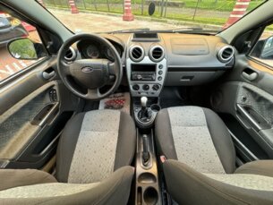 Foto 7 - Ford Fiesta Hatch Fiesta Hatch 1.6 (Flex) automático