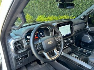 Foto 6 - Ford F-150 F-150 5.0 V8 Platinum CD 4WD automático