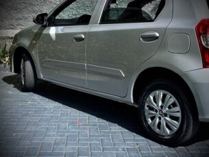 Foto 5 - Toyota Etios Hatch Etios X 1.3 (Flex) automático