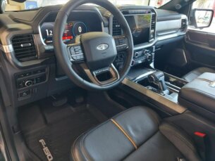 Foto 7 - Ford F-150 F-150 5.0 V8 Platinum CD 4WD automático