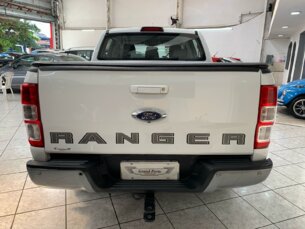 Foto 4 - Ford Ranger (Cabine Dupla) Ranger 2.2 TD XLS CD 4x4 (Aut) automático