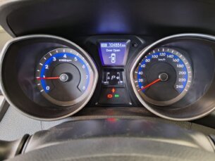 Foto 9 - Hyundai i30 I30 GLS 1.8 16v MPI (Aut) C180 automático