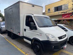 Foto 3 - Iveco Daily Daily 2.3 30S13 CITY CS 3750 manual