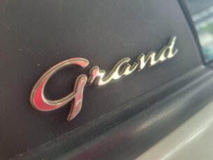 Foto 9 - Fiat Grand Siena Grand Siena Attractive 1.4 8V (Flex) manual
