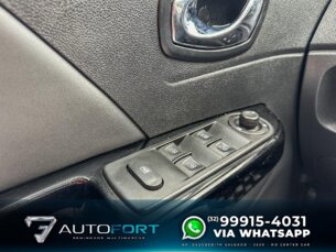 Foto 10 - Renault Captur Captur Intense 2.0 16v (Aut) automático
