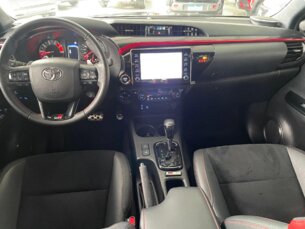 Foto 4 - Toyota Hilux Cabine Dupla Hilux CD 2.8 TDI GR-S 4WD automático