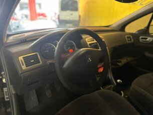 Foto 9 - Peugeot 307 307 Hatch. Feline 2.0 16V (aut) automático