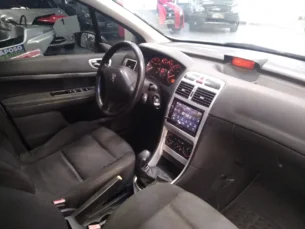 Foto 9 - Peugeot 307 307 Hatch. Presence 1.6 16V (flex) manual