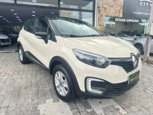 Foto 3 - Renault Captur Captur Life 1.6 CVT automático