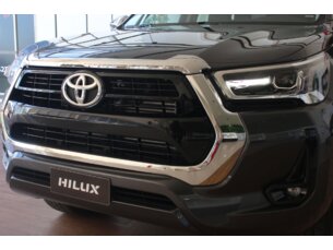 Foto 4 - Toyota Hilux Cabine Dupla Hilux CD 2.8 TDI SRV 4WD automático