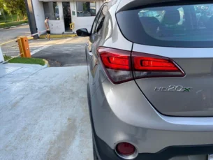 Foto 5 - Hyundai HB20X HB20X 1.6 Style manual
