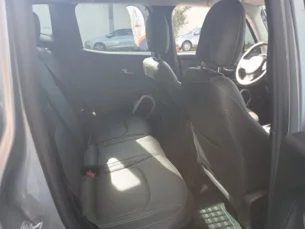 Foto 6 - Jeep Renegade Renegade 1.8 (Aut) automático