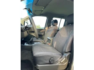 Foto 9 - NISSAN FRONTIER Frontier 2.5 TD CD S 4x4 manual