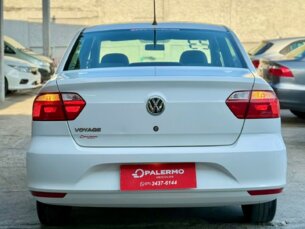Foto 4 - Volkswagen Voyage Voyage 1.0 manual