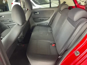 Foto 9 - Volkswagen Fox Fox Comfortline 1.6 MSI (Flex) manual