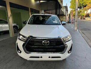 Foto 1 - Toyota Hilux Cabine Dupla Hilux 2.8 TDI CD SRX 4x4 4wd (Aut) automático