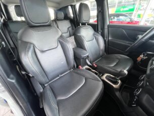 Foto 7 - Jeep Renegade Renegade Longitude 1.8 (Aut) (Flex) automático