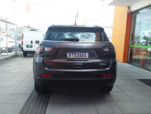 Foto 4 - Jeep Compass Compass 1.3 T270 Longitude automático