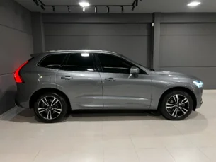 Foto 3 - Volvo XC60 XC60 2.0 T5 Momentum AWD automático