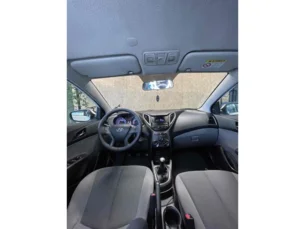 Foto 8 - Hyundai HB20S HB20S 1.0 Comfort Plus manual