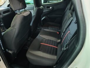 Foto 8 - Fiat Toro Toro Freedom 1.8 AT6 4x2 (Flex) automático