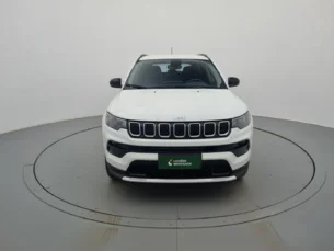 Foto 8 - Jeep Compass Compass 1.3 T270 Longitude automático