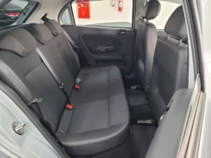 Foto 6 - Volkswagen Gol Gol 1.0 manual