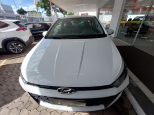 Foto 8 - Hyundai HB20S HB20S 1.0 Comfort Plus manual