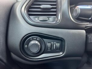 Foto 6 - Jeep Renegade Renegade 1.3 T270 Longitude automático