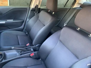 Foto 8 - Honda City City LX 1.5 CVT (Flex) automático