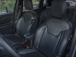 Foto 5 - Jeep Renegade Renegade 1.3 T270 Longitude (Aut) automático