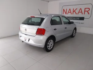 Foto 6 - Volkswagen Gol Gol 1.0 manual