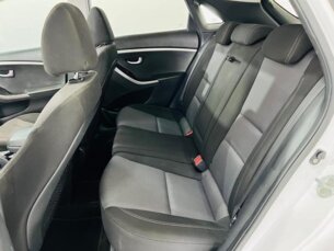 Foto 9 - Hyundai i30 I30 GLS 1.8 16V MPI (Aut) C149 automático