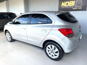 Foto 5 - Chevrolet Onix Onix 1.4 LT SPE/4 manual