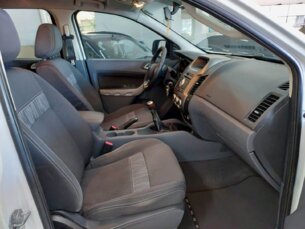 Foto 6 - Ford Ranger (Cabine Dupla) Ranger 2.5 Flex 4x2 CD XLT manual