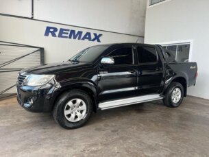 Foto 2 - Toyota Hilux Cabine Dupla Hilux 3.0 TDI 4x4 CD SRV automático