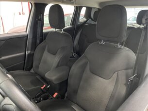 Foto 10 - Jeep Renegade Renegade 1.8 (Aut) automático