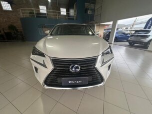 Foto 2 - Lexus NX 300 NX 300H 2.5 Luxury 4WD automático
