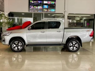 Foto 5 - Toyota Hilux Cabine Dupla Hilux 2.8 TDI CD SRX 50th 4x4 (Aut) automático