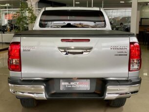 Foto 7 - Toyota Hilux Cabine Dupla Hilux 2.8 TDI CD SRX 50th 4x4 (Aut) automático